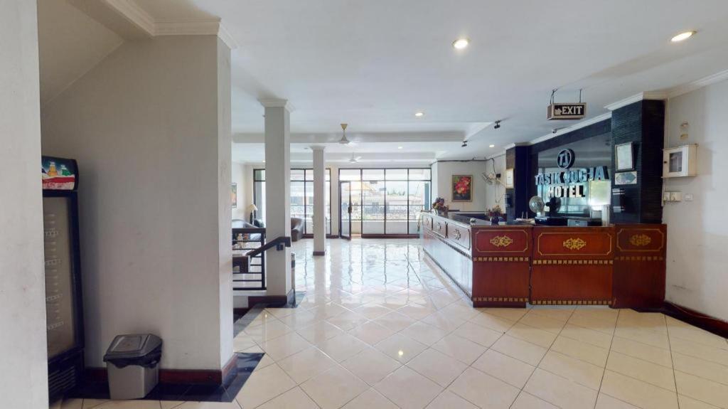 Tasik Jogja Hotel Yogyakarta Exterior foto