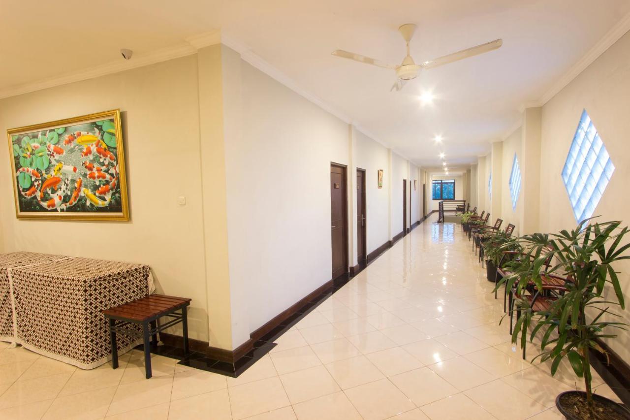 Tasik Jogja Hotel Yogyakarta Exterior foto
